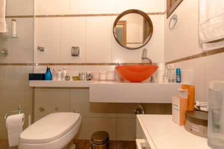 Casa para alugar com 400m², 3 quartos e 3 vagasBanheiro 1