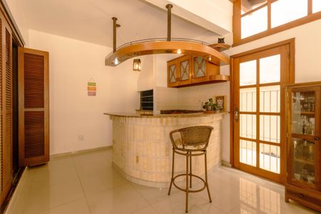 Casa para alugar com 400m², 3 quartos e 3 vagasEspaço Gourmet