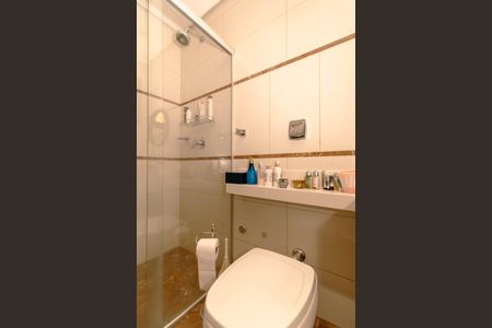 Casa para alugar com 400m², 3 quartos e 3 vagasBanheiro 1