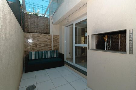 Casa para alugar com 150m², 3 quartos e 2 vagas Casa para alugar com 150m², 3 quartos e 2 vagasVaranda