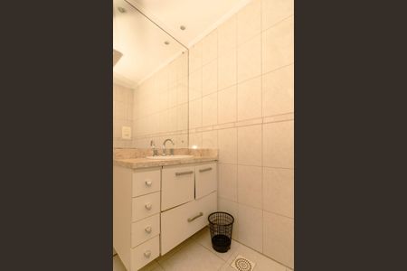 Casa para alugar com 200m², 3 quartos e 2 vagasBanheiro 2