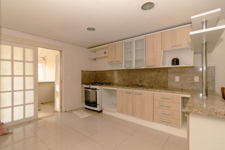 Casa para alugar com 200m², 3 quartos e 2 vagasCozinha