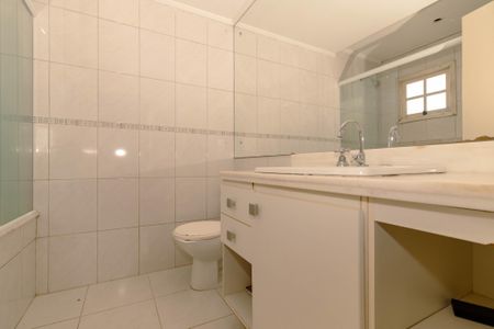 Casa para alugar com 200m², 3 quartos e 2 vagasBanheiro 3