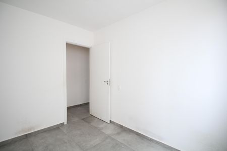 Quarto 1 de apartamento para alugar com 2 quartos, 44m² em Jardim Maria Duarte, São Paulo
