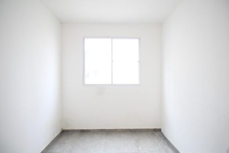 Quarto 1 de apartamento para alugar com 2 quartos, 44m² em Jardim Maria Duarte, São Paulo