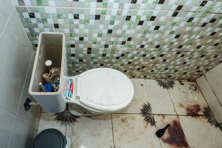 Casa à venda com 72m², 2 quartos e sem vagaBanheiro do Quarto 2