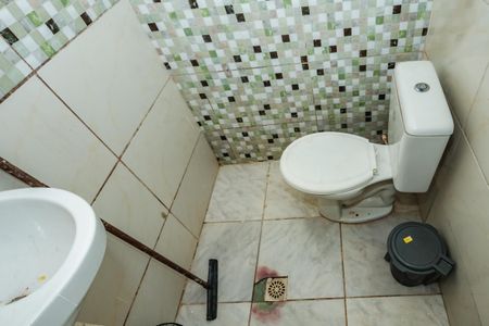 Casa à venda com 72m², 2 quartos e sem vagaBanheiro 