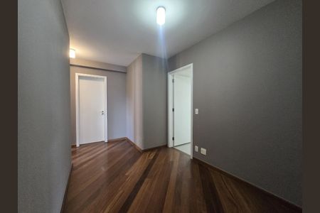 Apartamento à venda com 213m², 4 quartos e 4 vagas