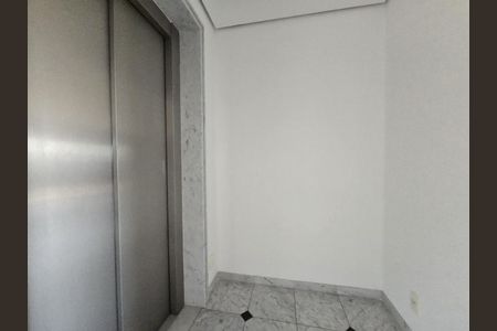 Apartamento à venda com 213m², 4 quartos e 4 vagas