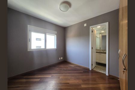 Apartamento à venda com 4 quartos, 213m² em Vila Nova Conceição, São Paulo