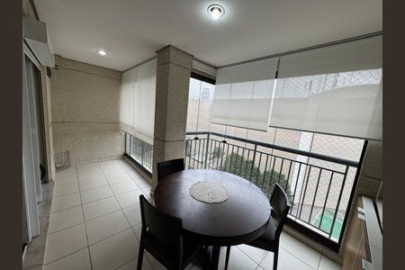 Casa de condomínio à venda com 86m², 3 quartos e 2 vagasVaranda