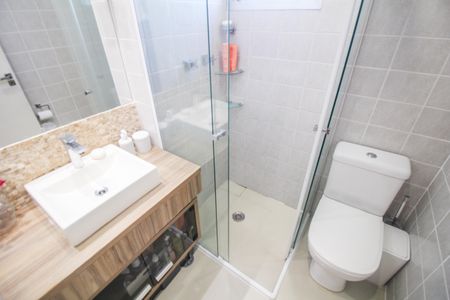 Apartamento à venda com 63m², 2 quartos e 2 vagas Apartamento à venda com 63m², 2 quartos e 2 vagasBanheiro 2