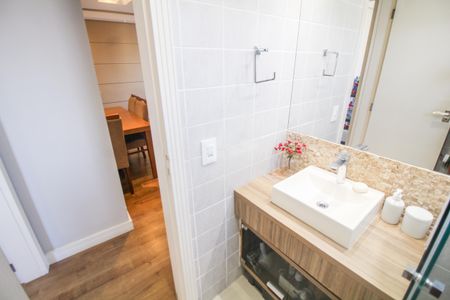 Apartamento à venda com 63m², 2 quartos e 2 vagas Apartamento à venda com 63m², 2 quartos e 2 vagasBanheiro 2