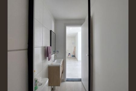 Apartamento à venda com 34m², 2 quartos e sem vaga Apartamento à venda com 34m², 2 quartos e sem vagaBanheiro
