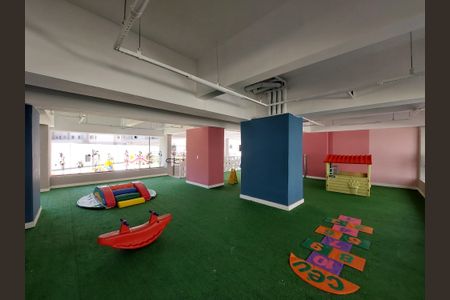 Apartamento à venda com 34m², 2 quartos e sem vagaÁrea comum