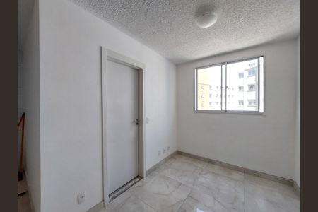 Apartamento à venda com 34m², 2 quartos e sem vaga Apartamento à venda com 34m², 2 quartos e sem vagaSala