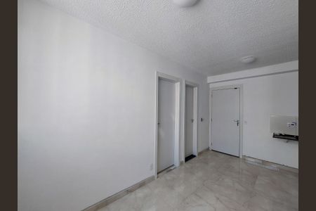 Sala de apartamento à venda com 2 quartos, 34m² em Usina Piratininga, São Paulo