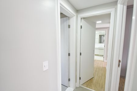 Apartamento à venda com 87m², 2 quartos e 2 vagasCorredor