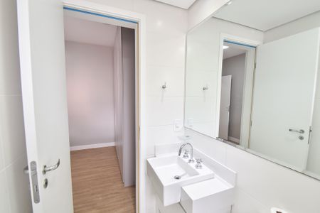 Apartamento à venda com 87m², 2 quartos e 2 vagasBanheiro da suíte 1