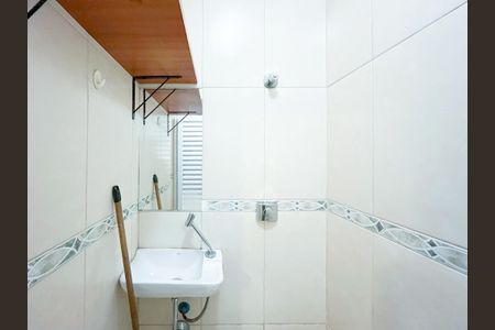 Casa à venda com 90m², 2 quartos e sem vagaBanheiro de serviço