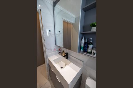 Apartamento à venda com 77m², 2 quartos e 2 vagasBanheiro Suite