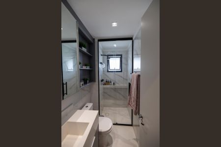 Apartamento à venda com 77m², 2 quartos e 2 vagasBanheiro Suite