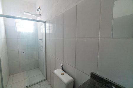 Banheiro de casa para alugar com 1 quarto, 30m² em Vila do Encontro, São Paulo