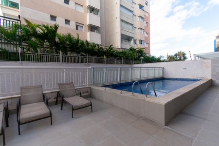 Apartamento à venda com 36m², 2 quartos e sem vaga Apartamento à venda com 36m², 2 quartos e sem vagaÁrea comum - Piscina