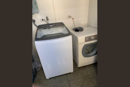 Apartamento à venda com 272m², 4 quartos e 4 vagasLavanderia