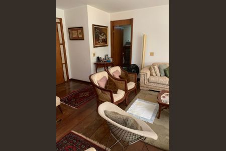 Apartamento à venda com 272m², 4 quartos e 4 vagasSala