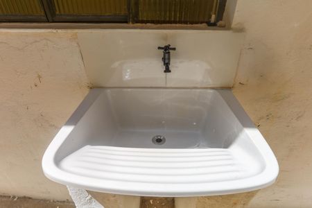 Casa para alugar com 20m², 1 quarto e sem vagaÁrea de serviço