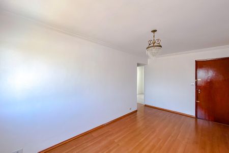 Apartamento para alugar com 70m², 2 quartos e 1 vagaSala
