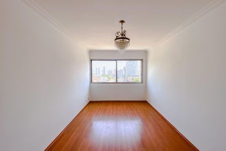 Apartamento para alugar com 70m², 2 quartos e 1 vagaSala