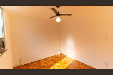 Quarto 1 de apartamento para alugar com 2 quartos, 60m² em Santa Rosa, Niterói