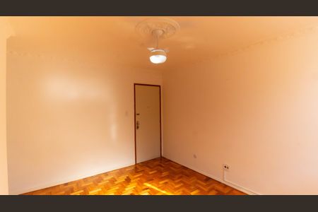 Sala de apartamento para alugar com 2 quartos, 60m² em Santa Rosa, Niterói