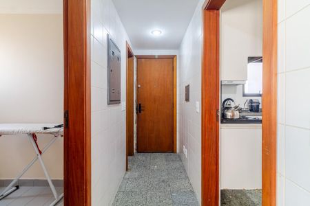 Apartamento à venda com 244m², 4 quartos e 4 vagasCorredor