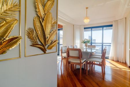 Apartamento à venda com 244m², 4 quartos e 4 vagasSala