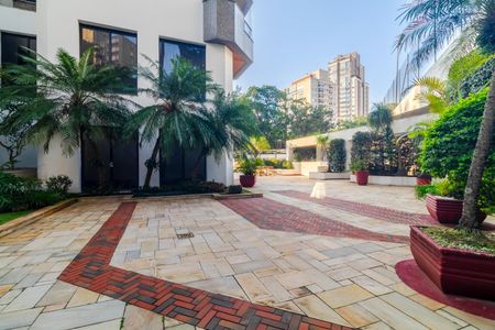 Apartamento à venda com 244m², 4 quartos e 4 vagasQuintal