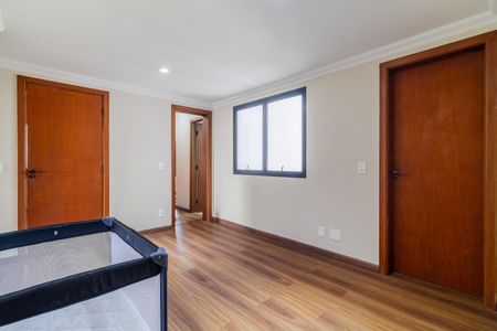 Apartamento à venda com 244m², 4 quartos e 4 vagasQuarto