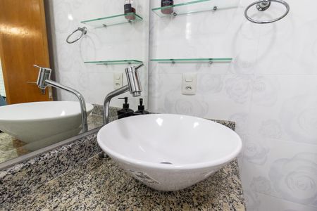Apartamento para alugar com 180m², 3 quartos e 2 vagas Apartamento para alugar com 180m², 3 quartos e 2 vagasLavabo