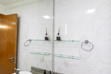 Apartamento para alugar com 180m², 3 quartos e 2 vagas Apartamento para alugar com 180m², 3 quartos e 2 vagasLavabo