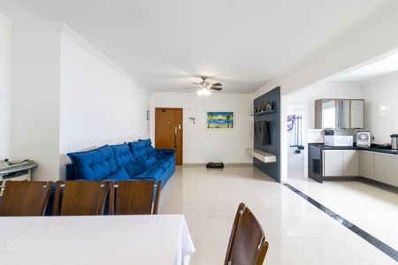 Apartamento para alugar com 180m², 3 quartos e 2 vagas Apartamento para alugar com 180m², 3 quartos e 2 vagasSala