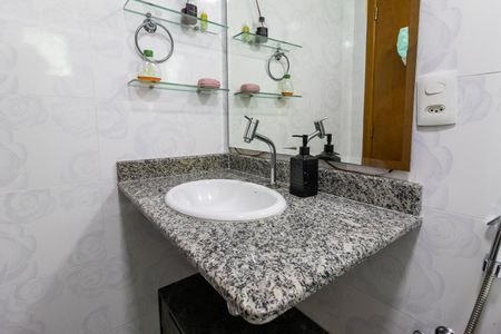 Apartamento para alugar com 180m², 3 quartos e 2 vagas Apartamento para alugar com 180m², 3 quartos e 2 vagasBanheiro da Suíte 2