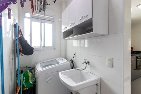 Apartamento para alugar com 180m², 3 quartos e 2 vagas Apartamento para alugar com 180m², 3 quartos e 2 vagasÁrea de Serviço