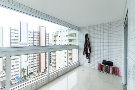 Apartamento para alugar com 180m², 3 quartos e 2 vagas Apartamento para alugar com 180m², 3 quartos e 2 vagasSuíte 2 Sacada