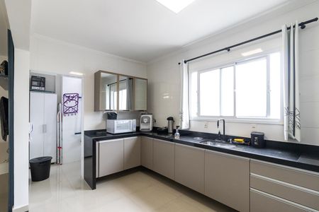 Apartamento para alugar com 180m², 3 quartos e 2 vagas Apartamento para alugar com 180m², 3 quartos e 2 vagasCozinha