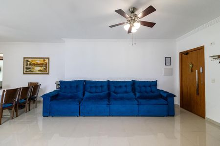 Apartamento para alugar com 180m², 3 quartos e 2 vagas Apartamento para alugar com 180m², 3 quartos e 2 vagasSala