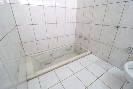 Casa para alugar com 400m², 5 quartos e 8 vagasBanheiro da Suíte 1