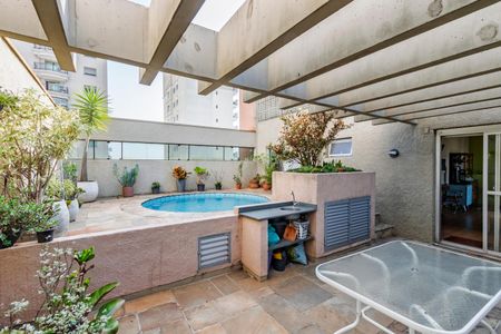 Apartamento à venda com 500m², 4 quartos e 3 vagas Apartamento à venda com 500m², 4 quartos e 3 vagasCobertura