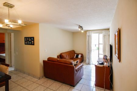 Sala de apartamento para alugar com 2 quartos, 58m² em Jardim Santa Monica, São Paulo